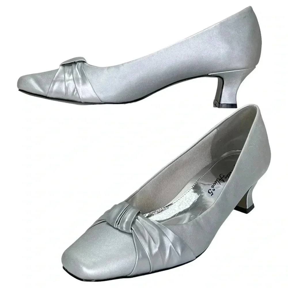 Easy Street Womens Heels 9M Waive Silver Satin